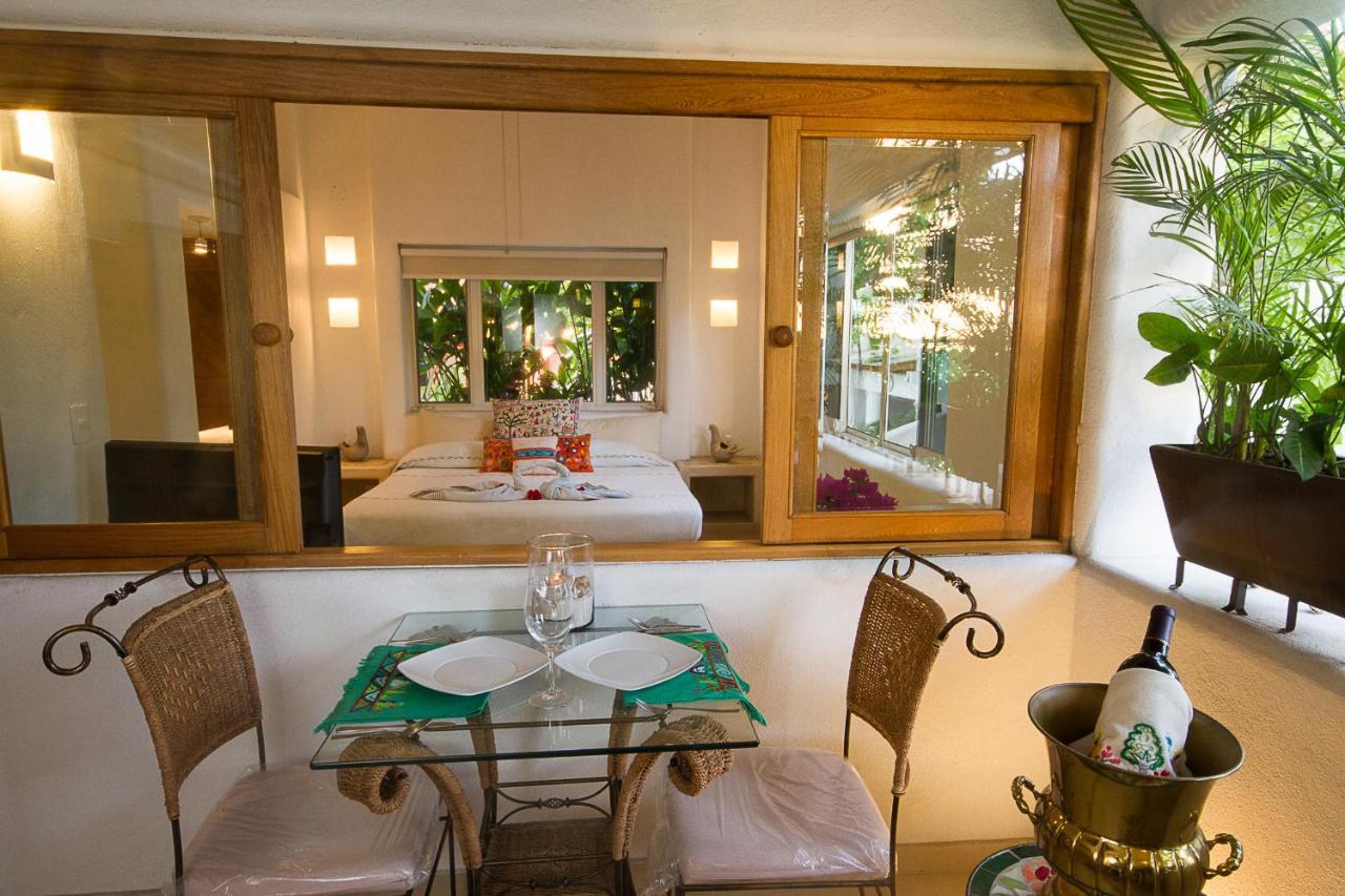 Villas Naomi Zihuatanejo Bagian luar foto