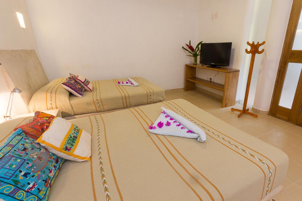 Villas Naomi Zihuatanejo Bagian luar foto